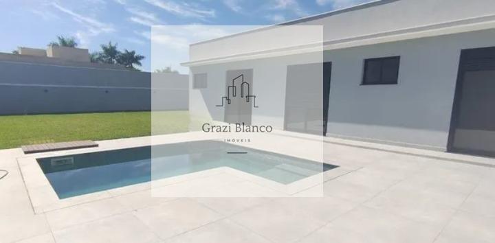 Belíssima casa térrea no Condomínio Evidence em Araçoiaba da Serra - Graziella Blanco Imóveis