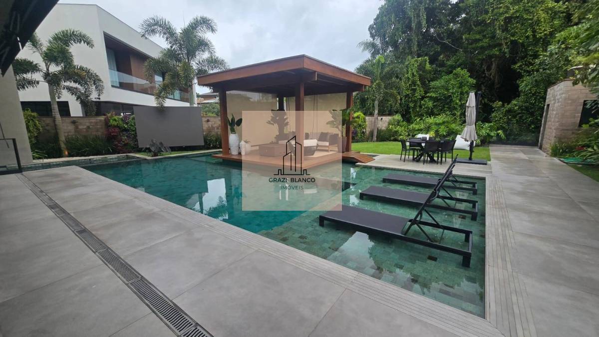 Belíssima mansão em Riviera de São Lourenço, litoral norte de São Paulo - Graziella Blanco Imóveis