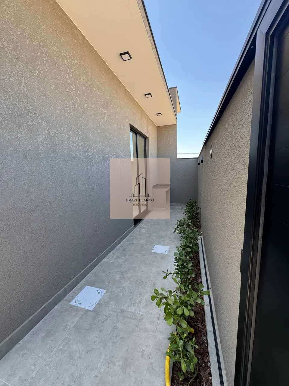 Casa à venda no Condominio Terras de São Francisco,  em Sorocaba, com 3 quartos, 115,35m² - Graziella Blanco Imóveis