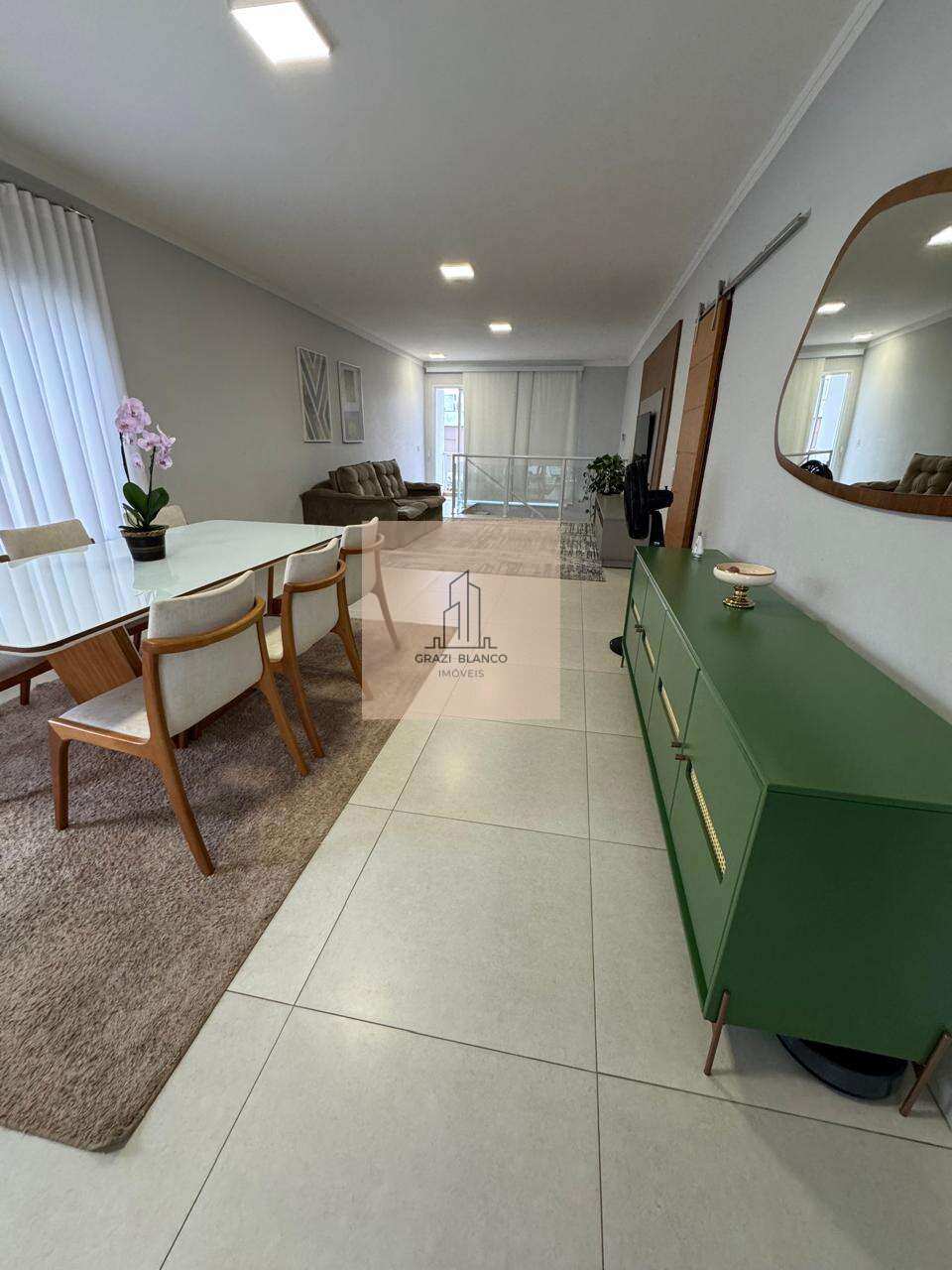 Casa de condomínio para alugar, no Condomínio Alphaville Nova Esplanada,  em Votorantim, com 3 quartos, 290m² - Graziella Blanco Imóveis