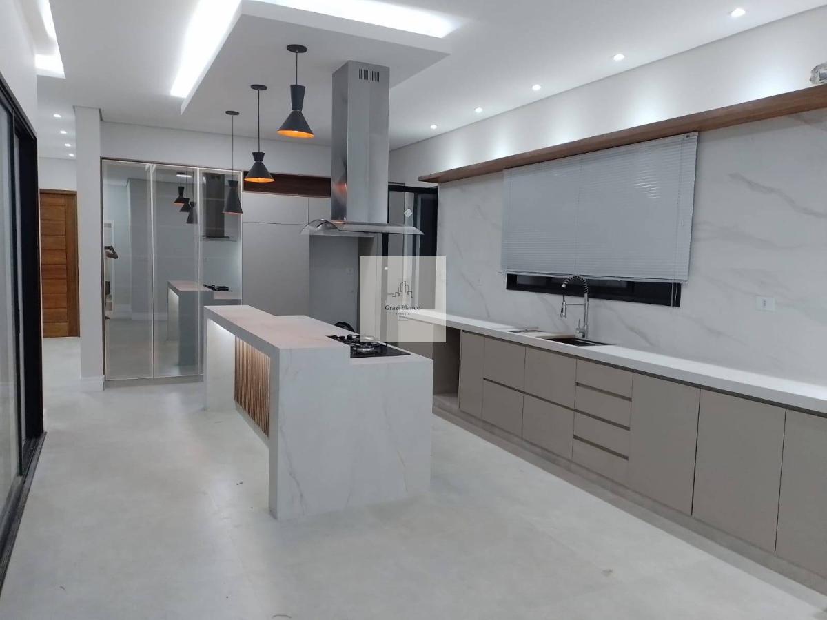 Casa térrea, 3 suítes, no Condomínio Granja Olga II - Graziella Blanco Imóveis