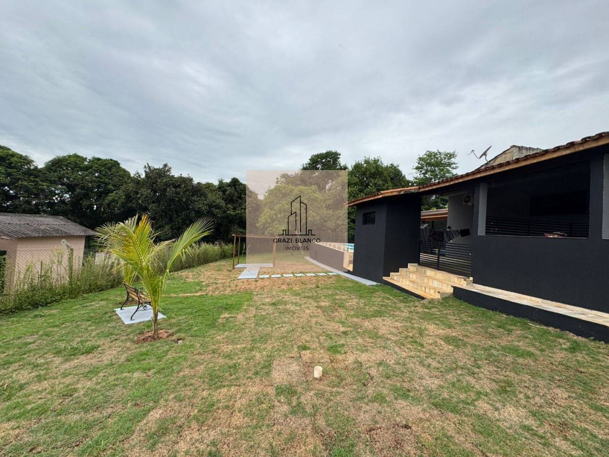 Chácara à venda em Araçoiaba da Serra, Centro, com 3 quartos, 350m² - Graziella Blanco Imóveis