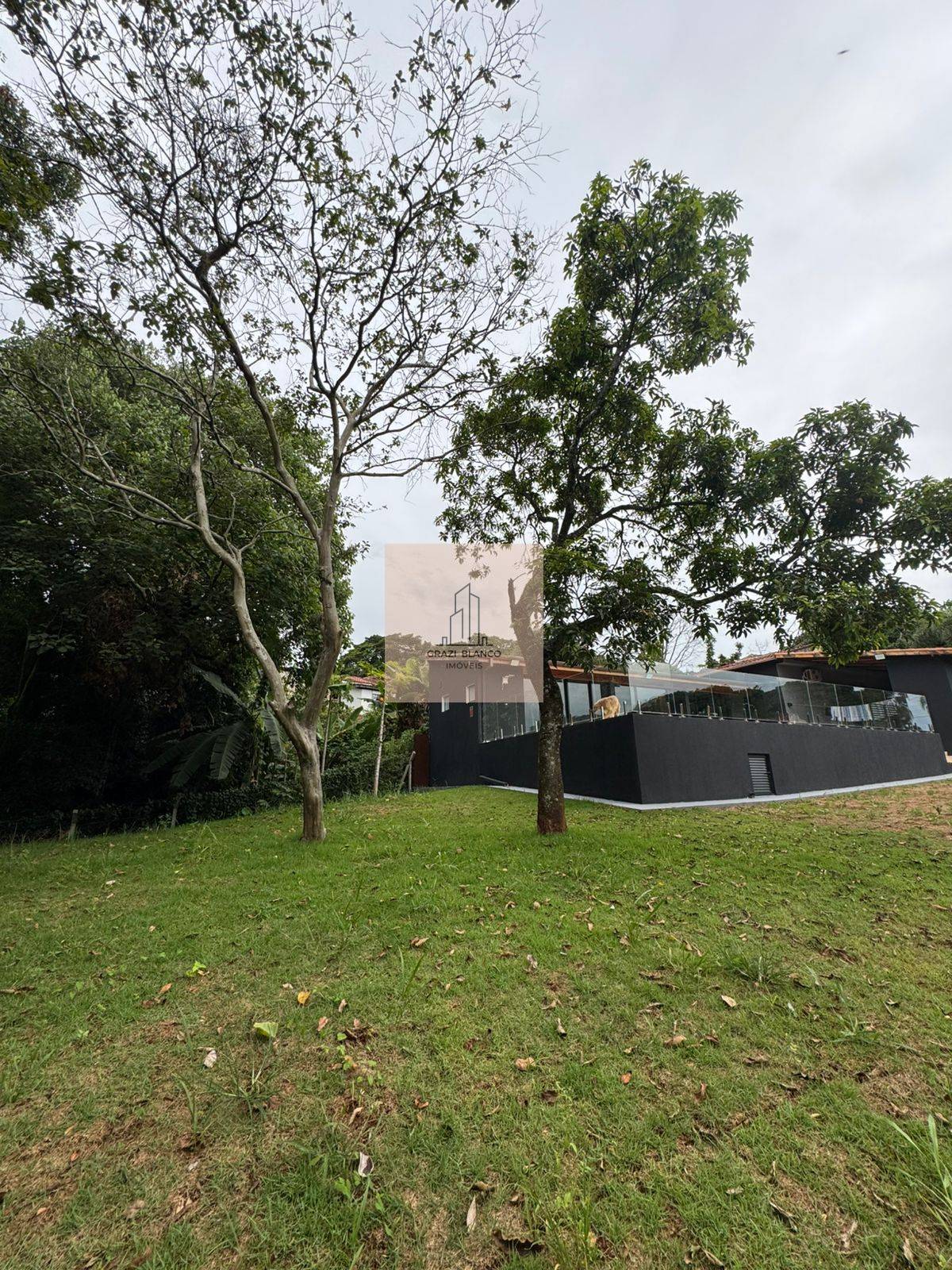 Chácara à venda com 3 quartos, 350m² - Centro,Araçoiaba da Serra