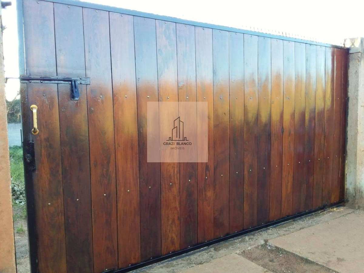 Chácara à venda em Araçoiaba da Serra, pertinho da UFSCAR, com 3 quartos, 1.400 m² de terreno - Graziella Blanco Imóveis