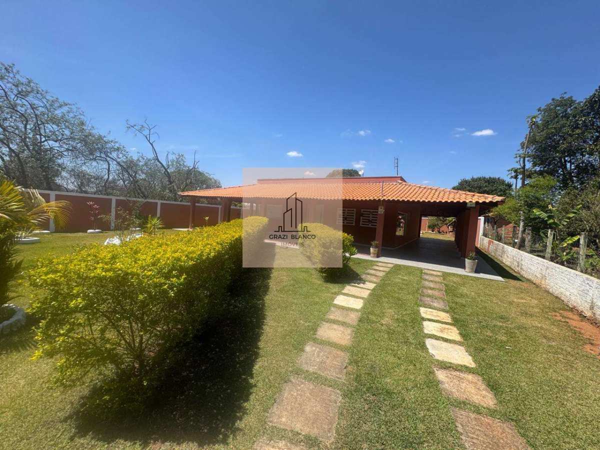 Chácara à venda com 3 quartos, 347m² - Zona Rural,Araçoiaba da Serra