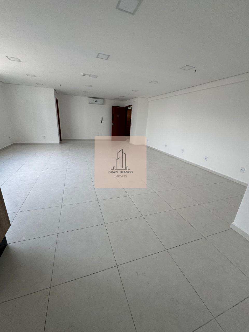 Sala comercial para alugar no Edifício Dubai Business Center, 57,91m² - Graziella Blanco Imóveis