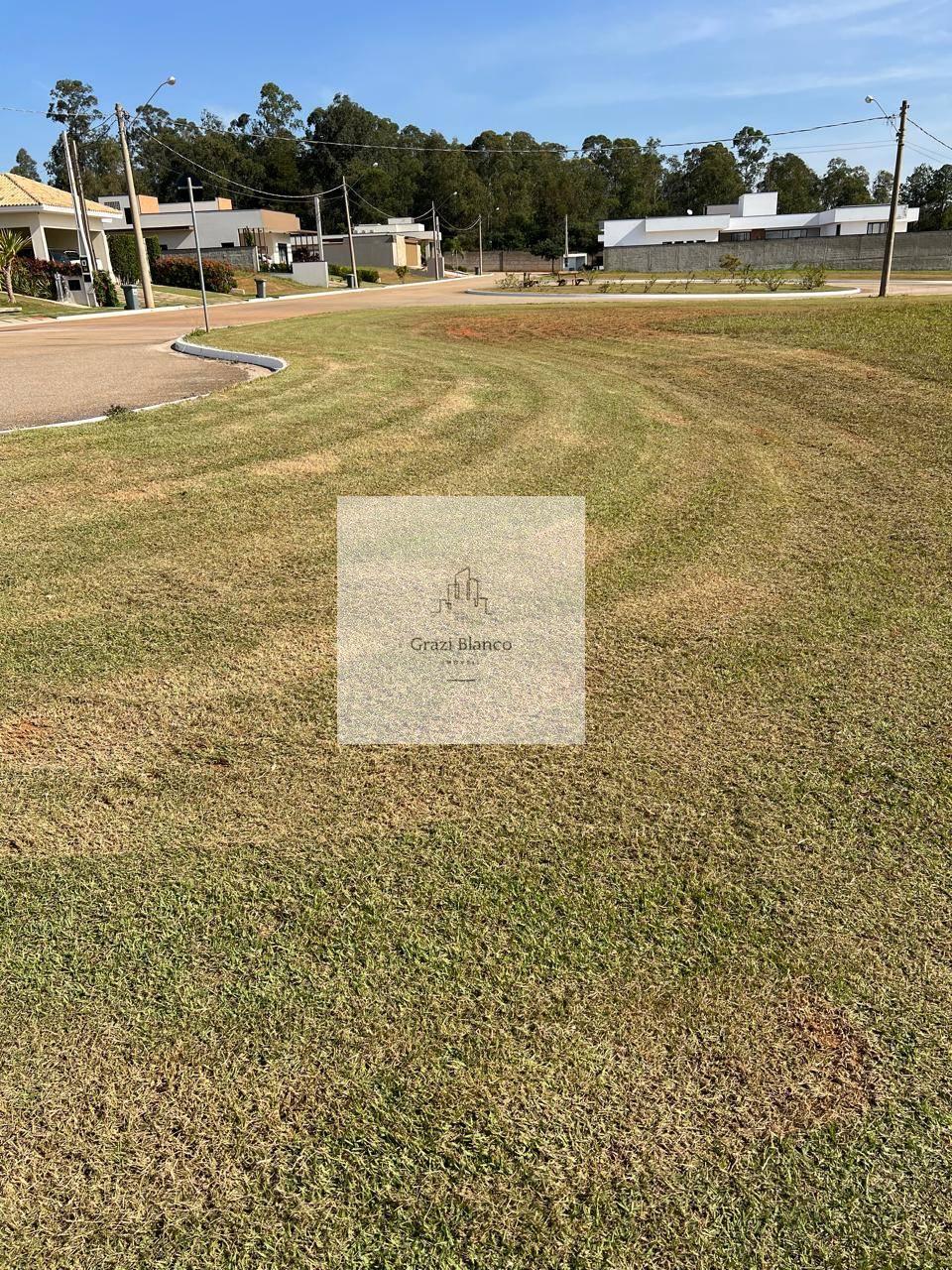 Terreno de esquina no Condomínio Evidence - Graziella Blanco Imóveis